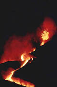 Mount Etna volcano 1999, Eruption, From Etna to Stromboli